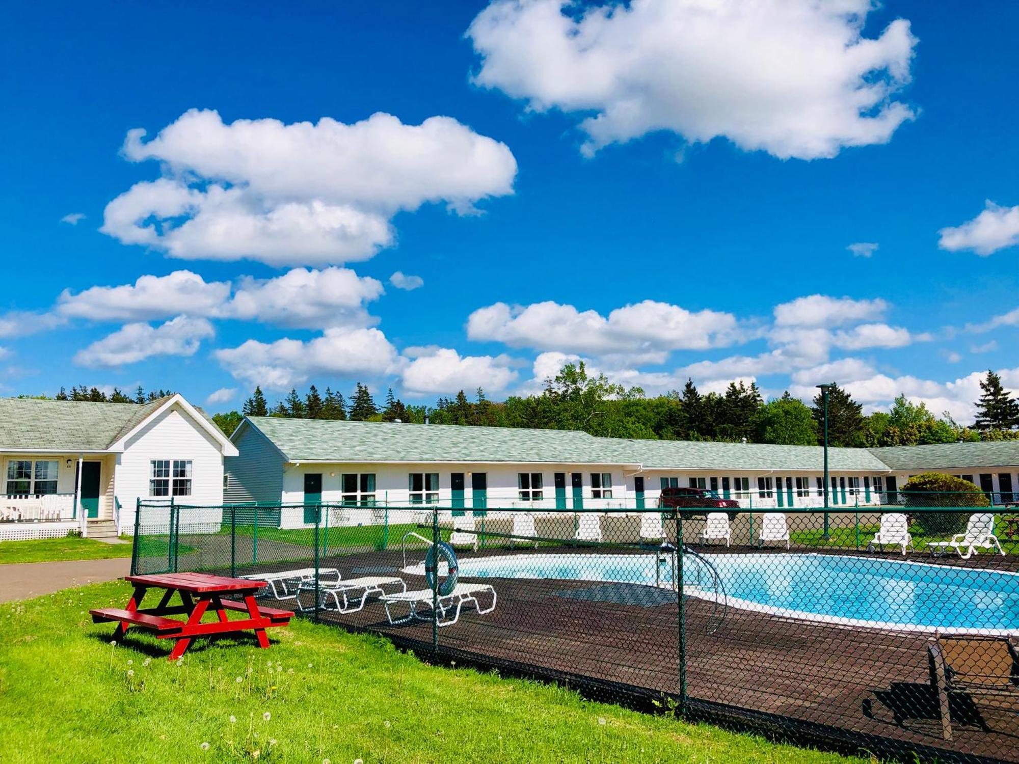 Anne Shirley Motel & Cottages Кавендиш Экстерьер фото